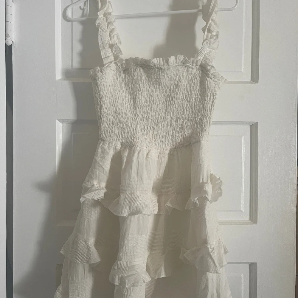 Petal and Pup white ruffle dress - Picture 2 of 3